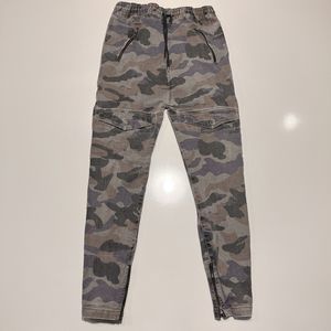 I Love Ugly Slim Fit Tapered Size Medium Camo Joggers Pants Ankle Zip (30x27.5)